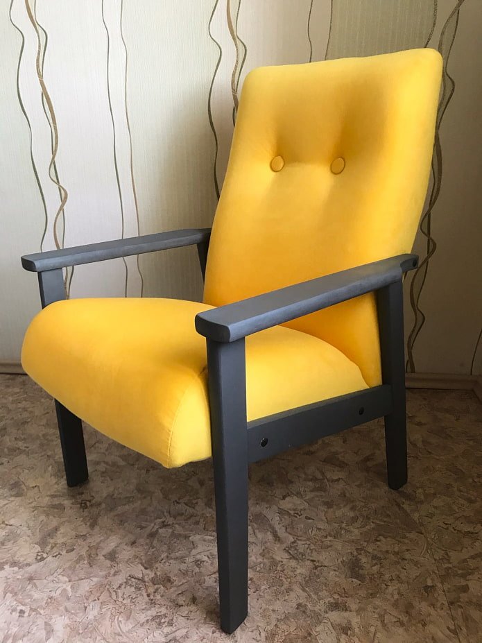 The chair after the makeover