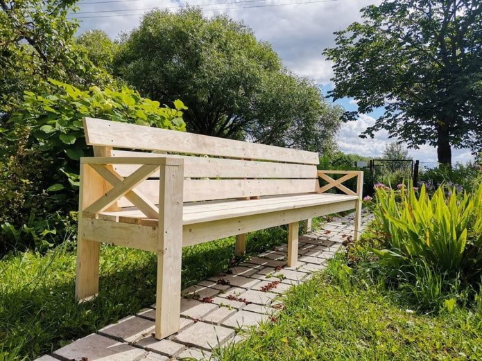DIY Bench