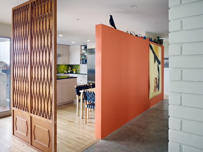 plasterboard partition not up to the ceiling in the interior