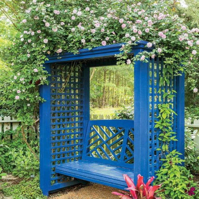 support for plants in the garden
