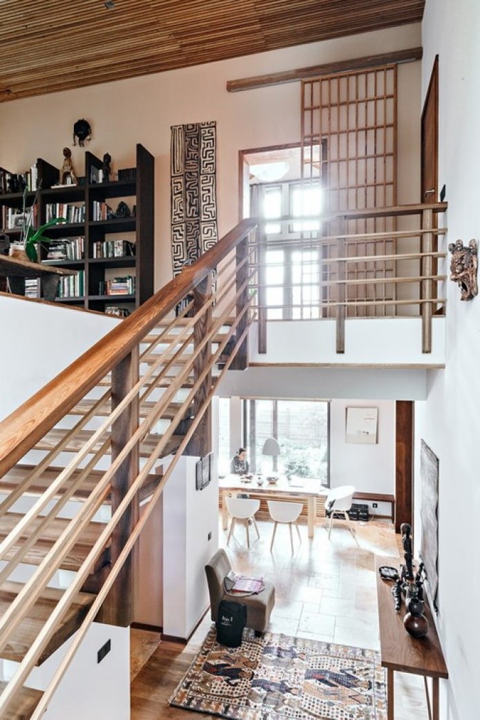 horizontal wooden railings