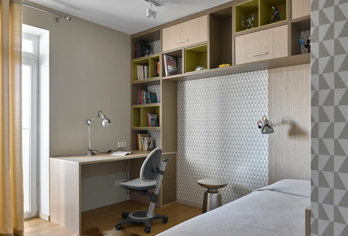 writing desk with a pencil case in the interior