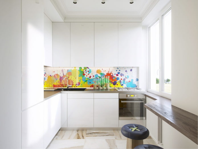 U-shaped kitchen with a window sill-countertop