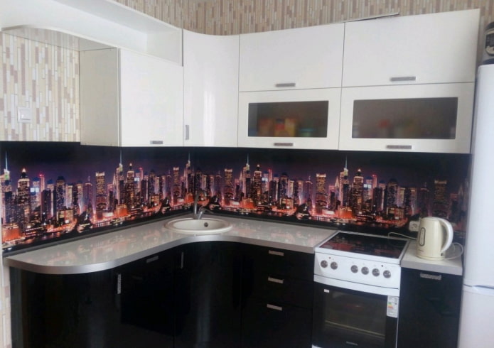 cityscape on an apron