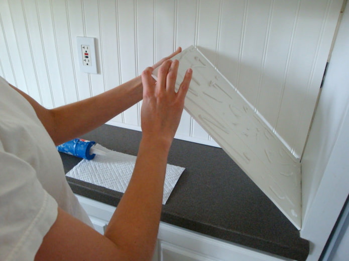 how to glue a PVC apron