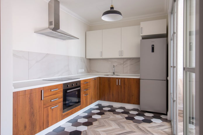 combined floor in the kitchen interior