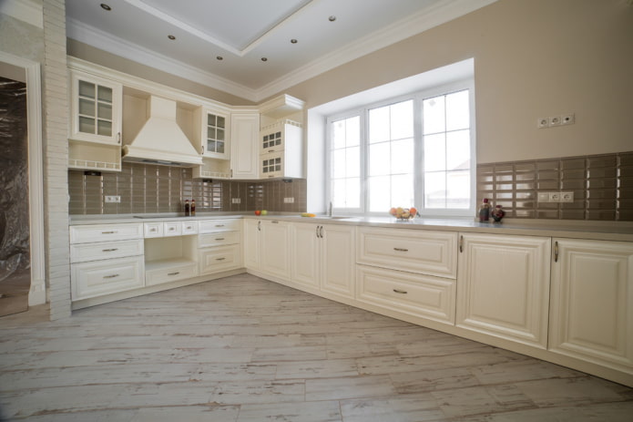 wood-like floor tiles in the kitchen interior