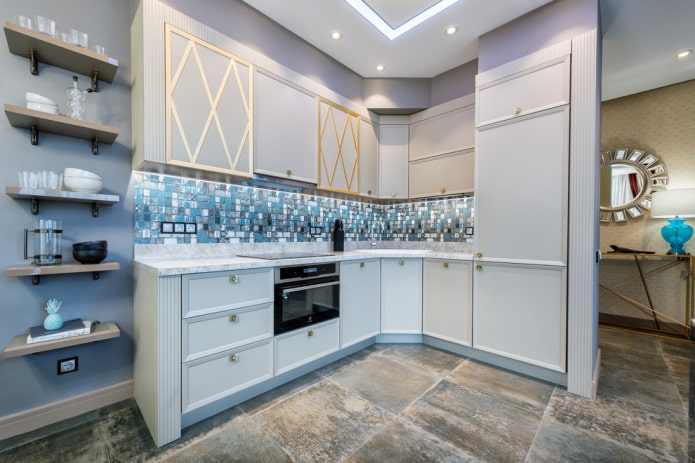large floor tiles in the kitchen interior