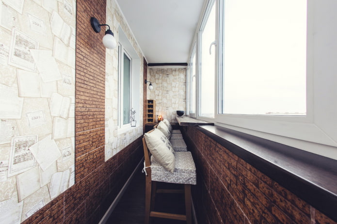 brown tiles on the walls in the balcony interior