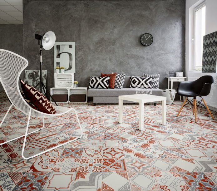 Floor tiles