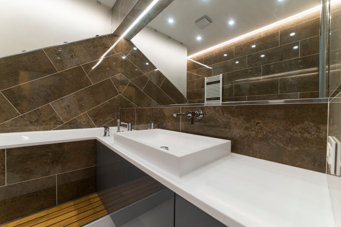 tiles imitating stone in the bathroom interior