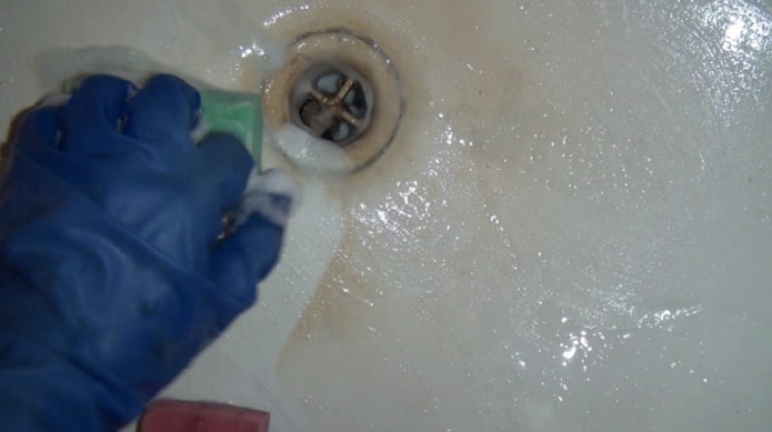 cleaning yellow stains