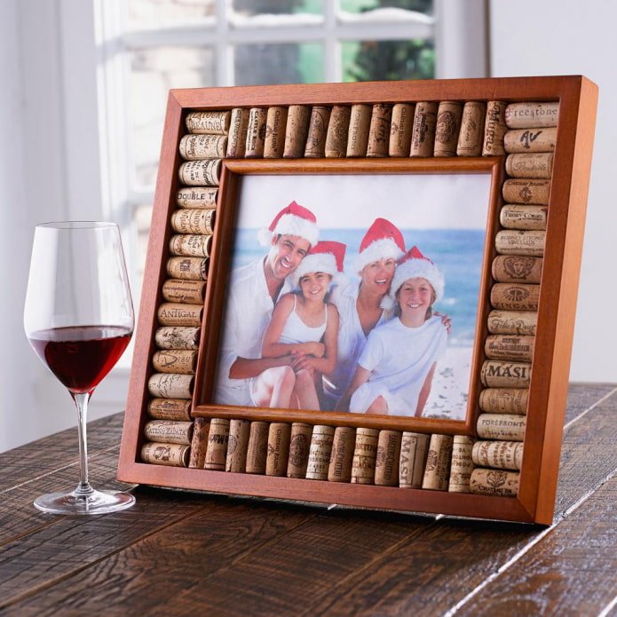 cork photo frame