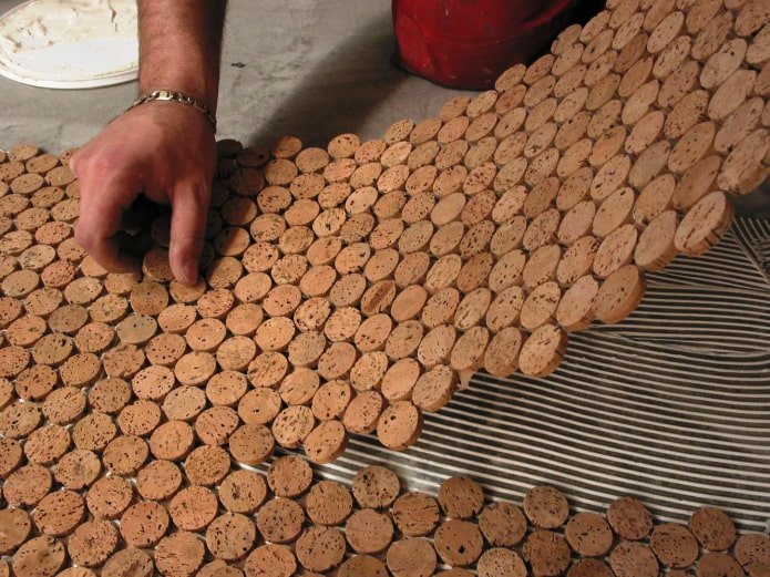 making a rug from cork cuts