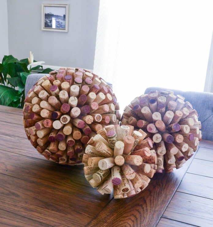decorative balls from corks