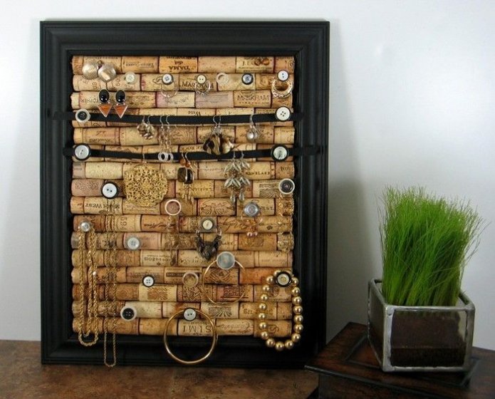 jewelry organizer