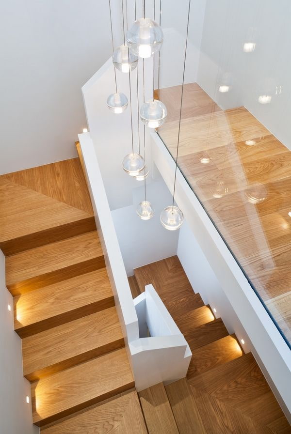 Features of stair lighting