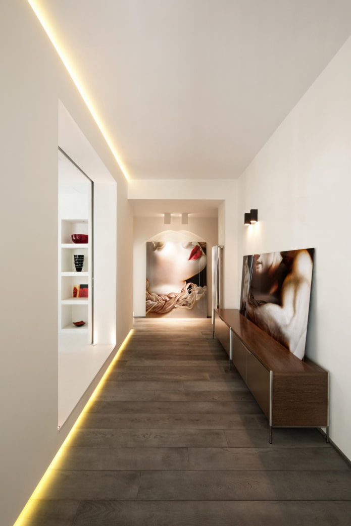 floor lighting in the interior of the hallway