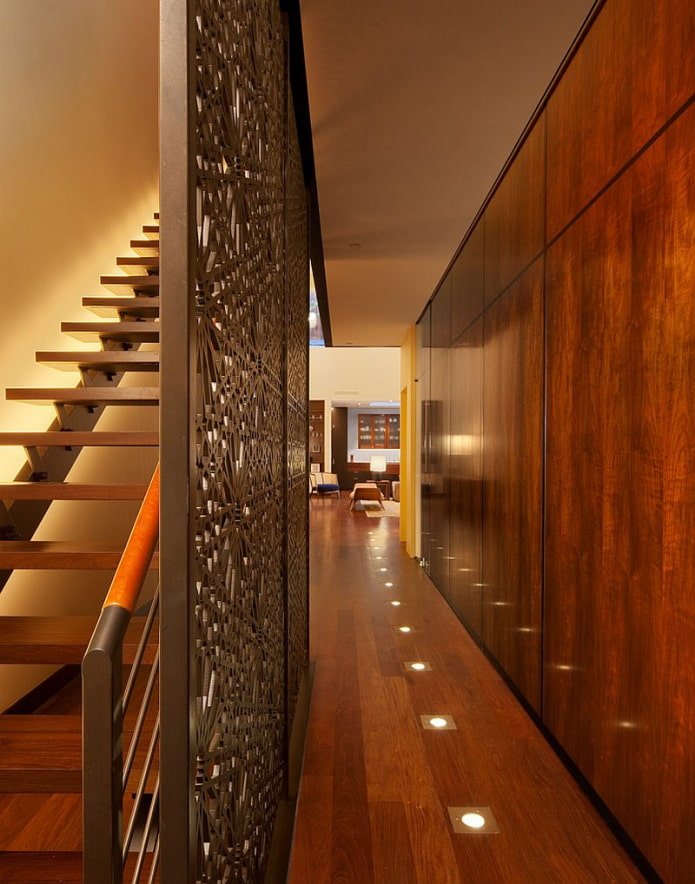 floor lighting in the interior