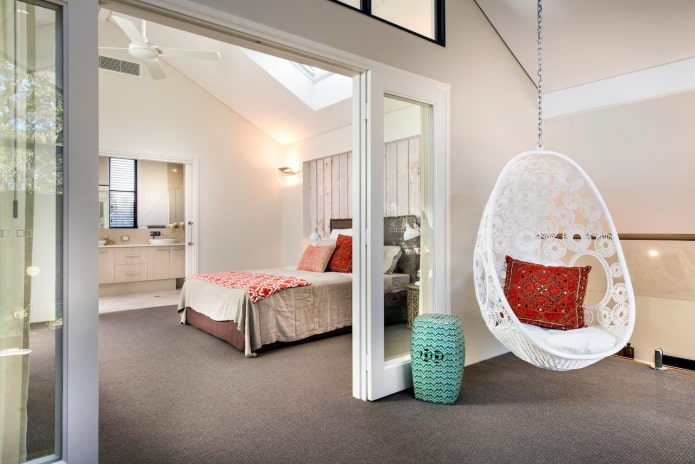 hanging egg chair