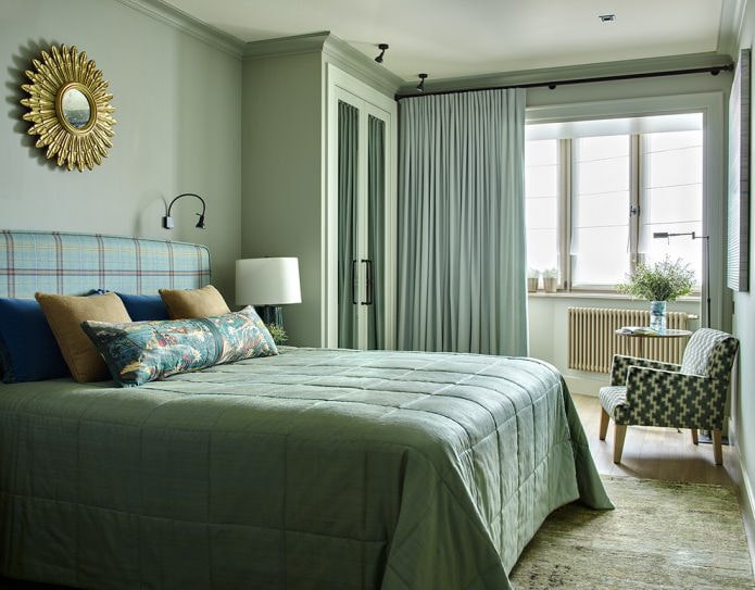 green painting of walls in the bedroom