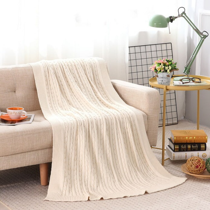 bedspread for a sofa in the interior