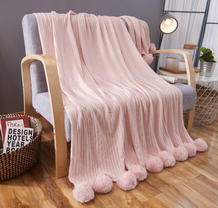 bedspread for a sofa in the interior