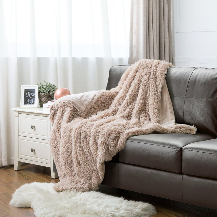 grass bedspread for a sofa in the interior