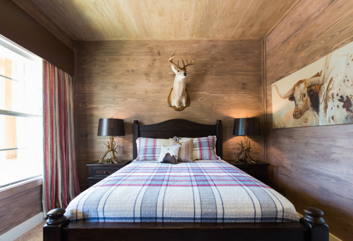 bed with a striped bedspread in the bedroom