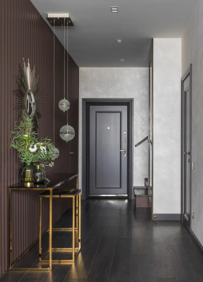 dark floor in the hallway