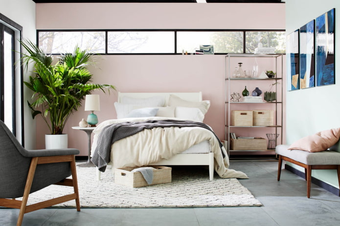 ceramic tiles on the floor in the bedroom