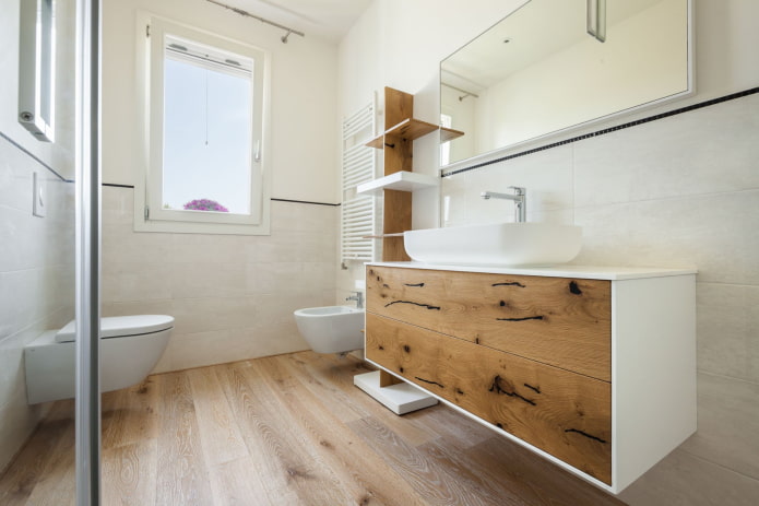 neutral shade of the floor in the bathroom