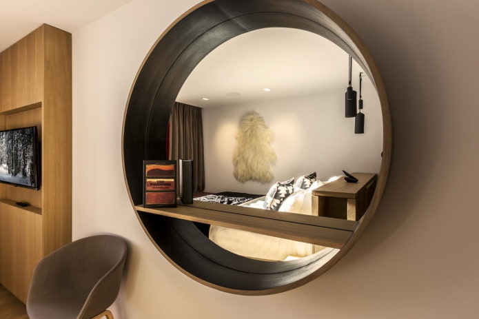 round wall shelves in the interior