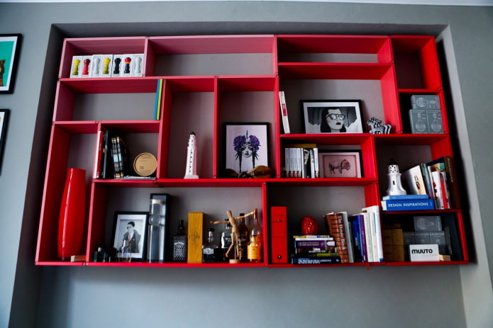 wall transforming shelves in the interior