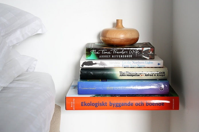 Invisible shelf