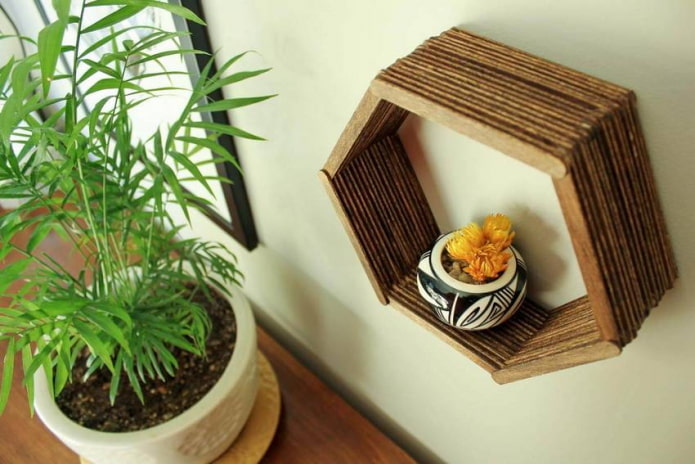 Honeycomb shelf made of sticks
