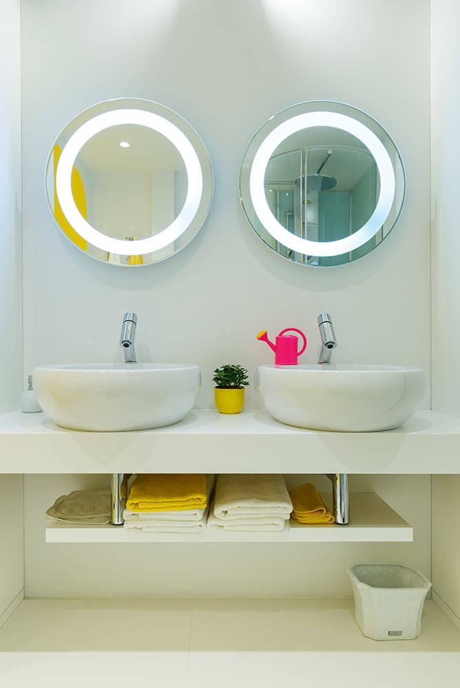 Bright accents