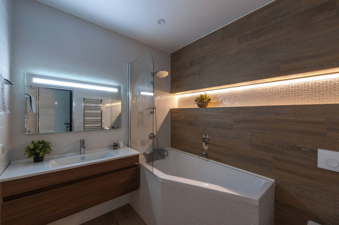 Niche with lighting