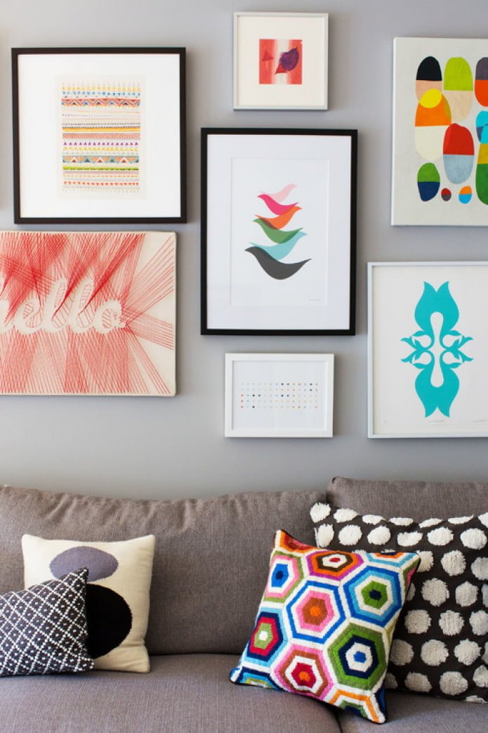 color pictures in the living room