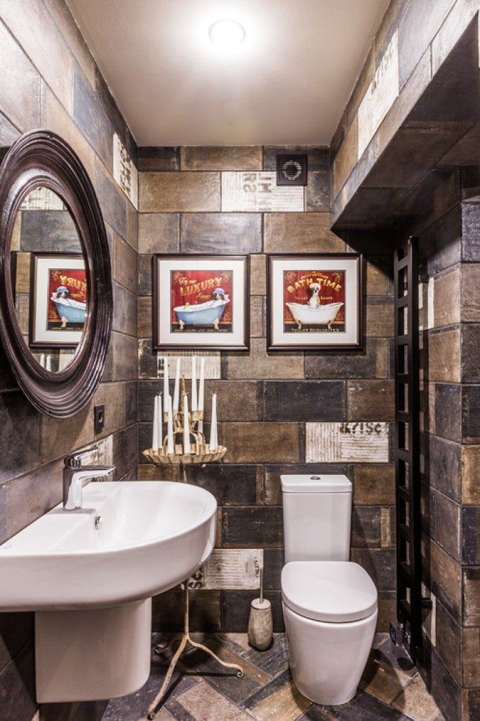 posters in the toilet