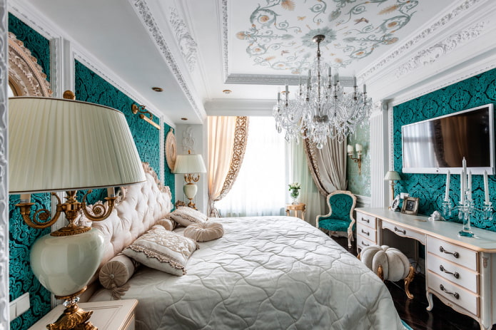 ceiling decorated with stucco and painting