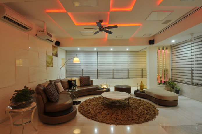 plasterboard ceiling with lighting in the hall