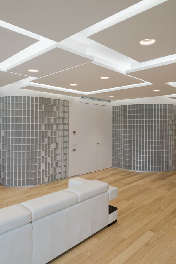 plasterboard construction in the form of rectangles and squares