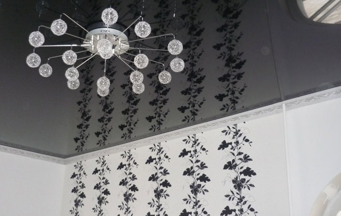 Foam ceiling plinth for stretch ceiling