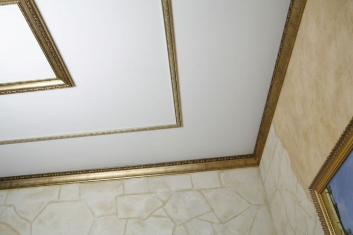 narrow ceiling molding