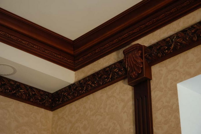brown ceiling molding