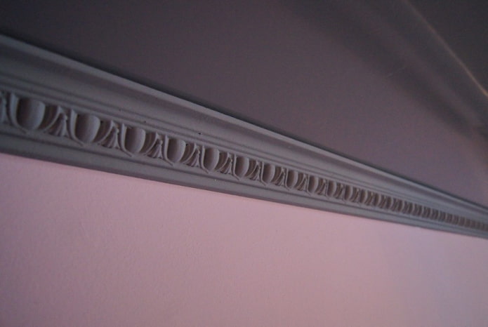 gray ceiling molding