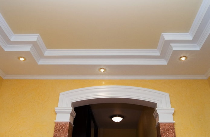 moldboards in combination with a suspended ceiling