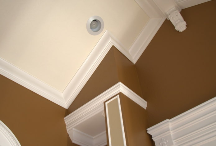 fillet moldings on a sloping ceiling