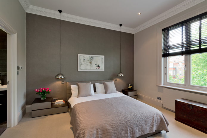 ceiling moldings in a modern style